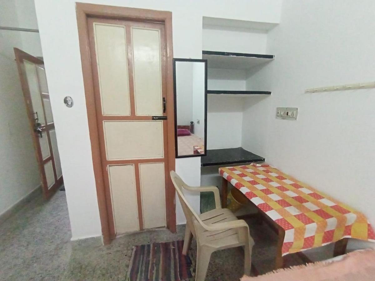 Sri Shankaraa Guest House Tiruvannāmalai Exterior foto