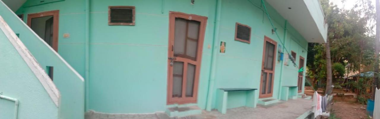 Sri Shankaraa Guest House Tiruvannāmalai Exterior foto
